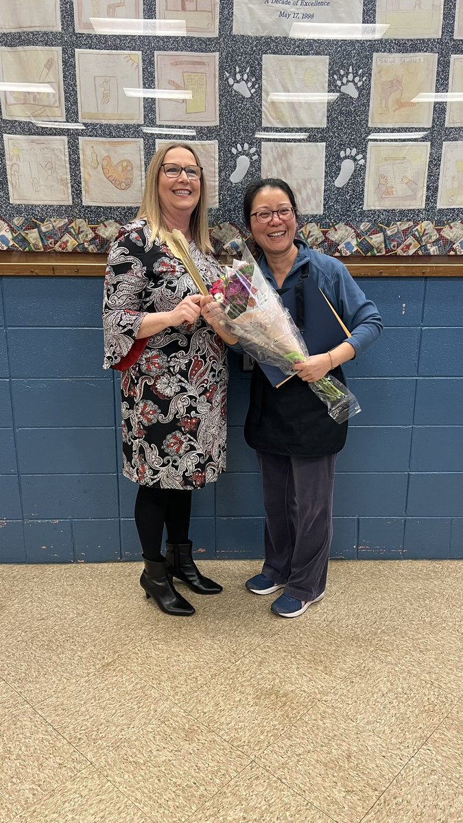 Last week we celebrated our very own Ms. Huang who earned 2024 Food Services Employee of the Year. We are so happy to have Ms. Huang at Goshen to help ensure all of our students have nutritious meals. <a href="/eathealthy_MCPS/">Division of Food and Nutrition Services MCPSmd</a>  @SEIULocal500 <a href="/DLAAArea2CSosik/">Nicole Sosik</a>