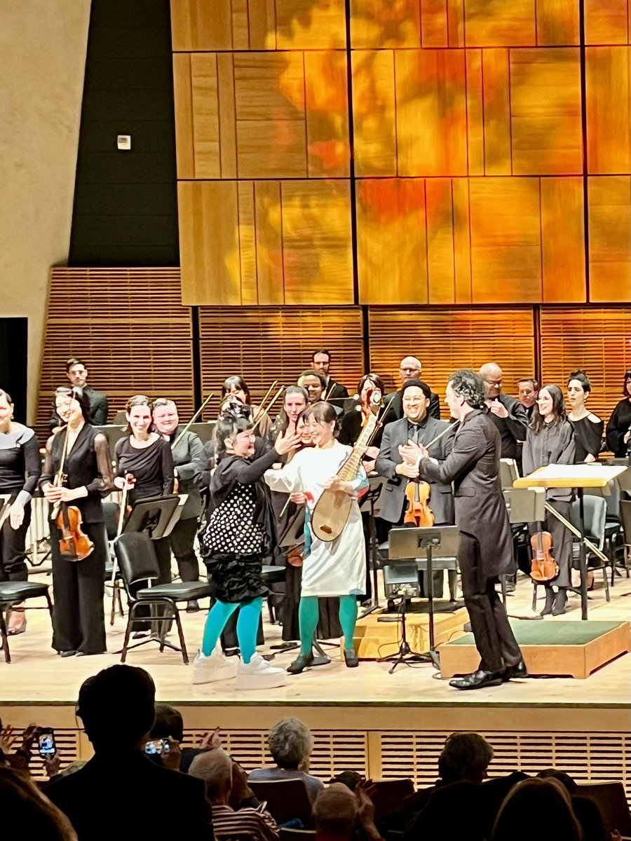 <a href="/duYun/">Du Yun || 杜韻 || 杜韵</a> expressing her appreciation to <a href="/wumanpipa/">wu man</a> and Eric Jacobson (conductor of <a href="/TheKnightsNYC/">The Knights</a>) for their extraordinary performance of her Ears Of The Book, a brilliant work in 10 “Polaroids,” at <a href="/carnegiehall/">Carnegie Hall</a>. I’ll be thinking about this one for a while. #newmusic #livemusic