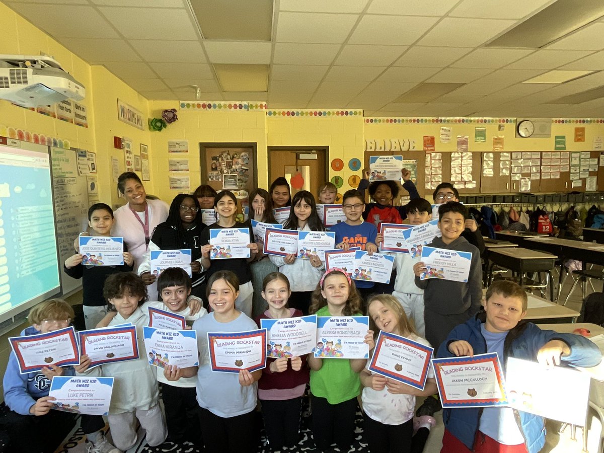 Every student in Mrs. Noisette’s room made growth from fall to winter in MAP reading or math or both! Kudos to this 5️⃣th grade <a href="/D123Hannum/">D123 Hannum</a> crew!!