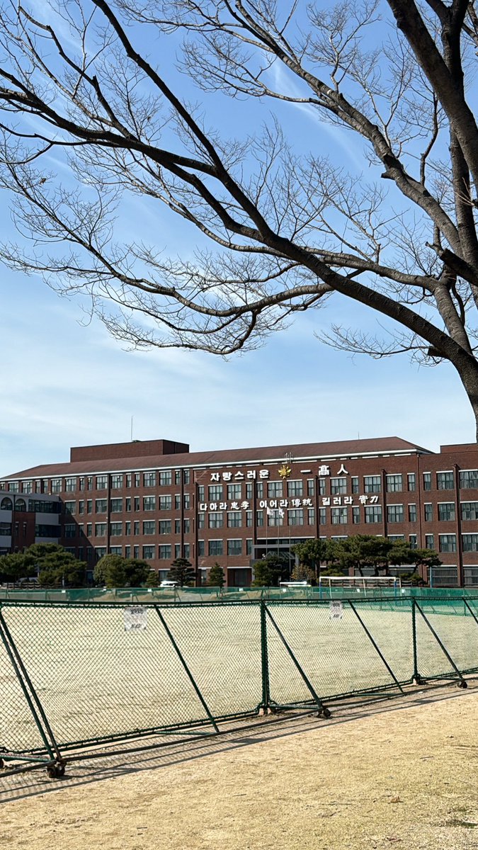 우니 tweet media