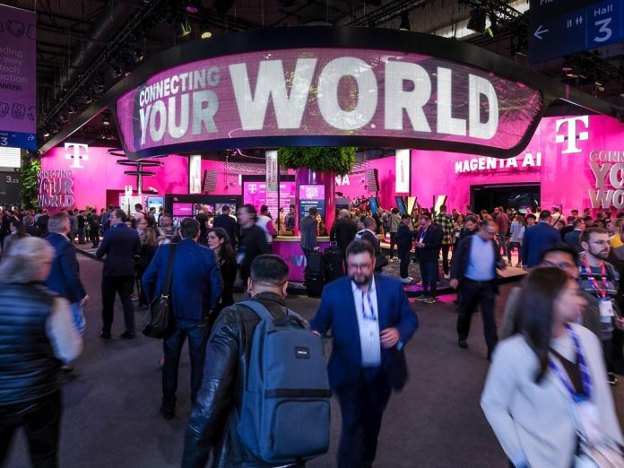 spacewatchafric's tweet photo. MWC 2024: Deutsche Telekom was once again in the spotlight https://t.co/eEsC4U5nJD https://t.co/Ti0ueOPjOE
