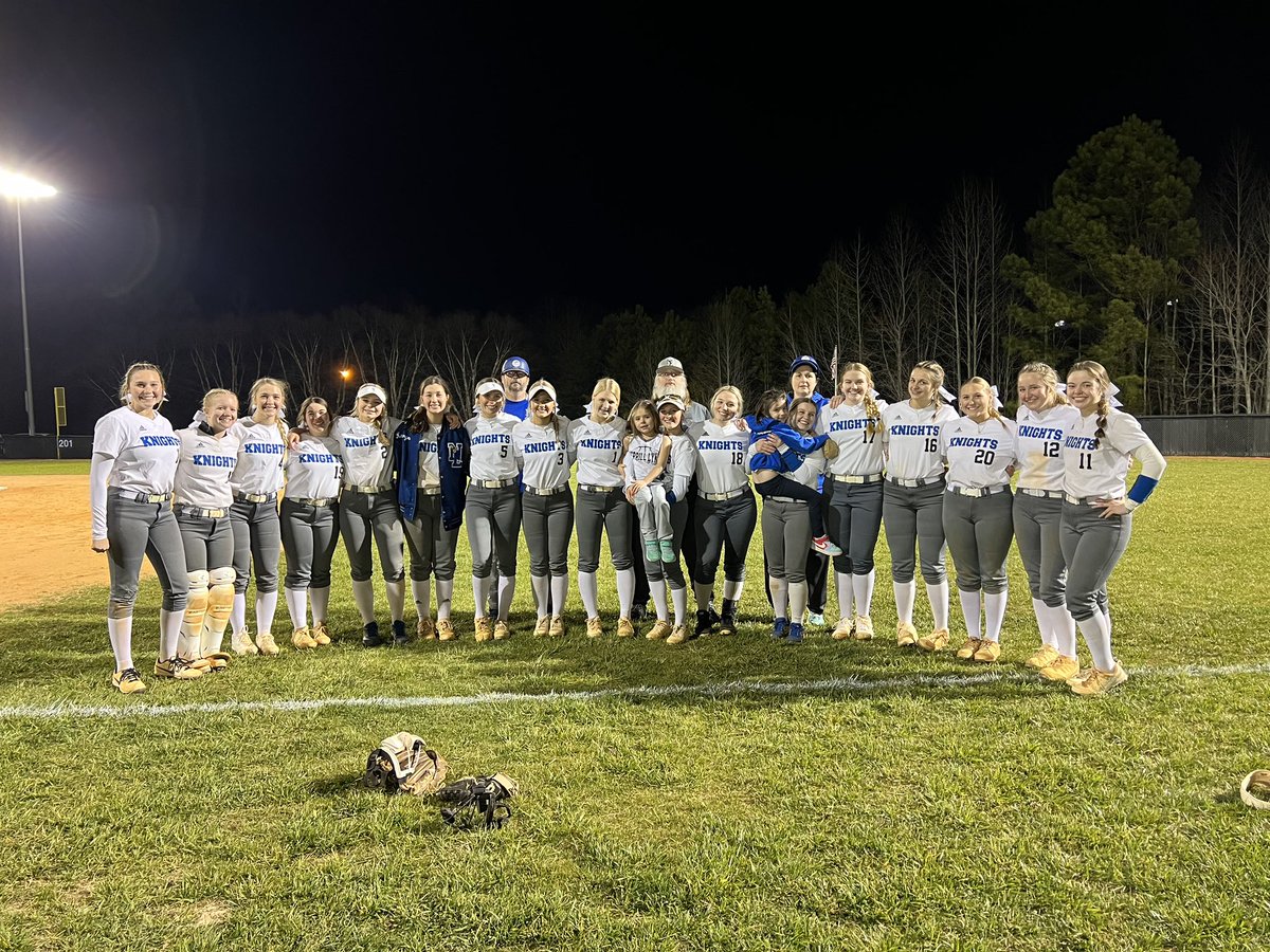 North Lincoln Softball tweet media