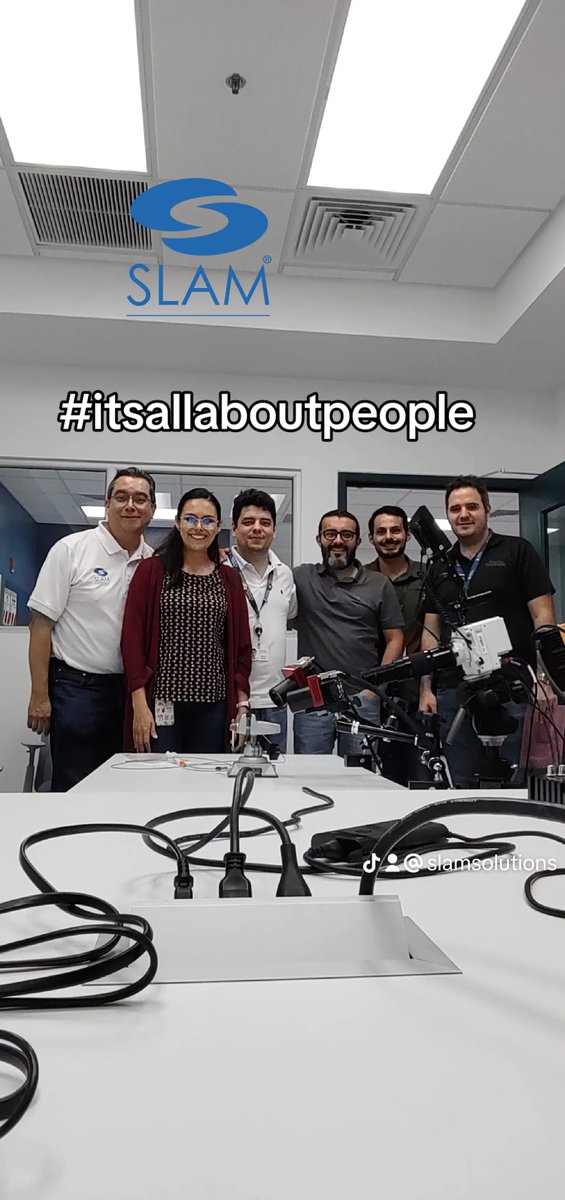 SLAM_Solutions's tweet image. En capacitación @phantomhispeed  VEO
@Phantomexico 
Infinity K1
Komi Cyclops Lights
GSVITEC GmbH MX lights
#research
#manufacturing
#producttesting
#slowmotion