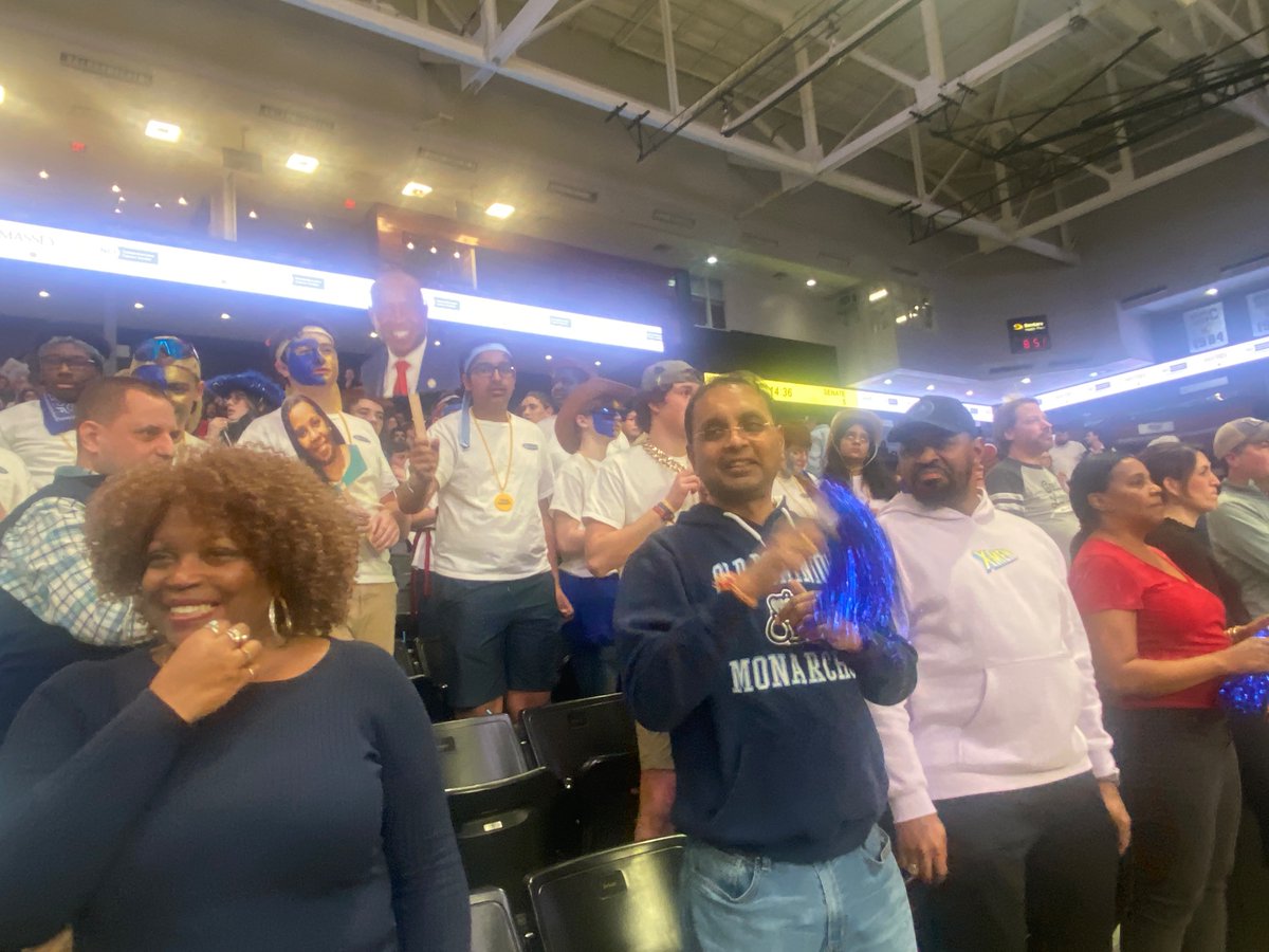 BlueLoudoun's tweet photo. Go @VaHouse! 🏀 https://t.co/etTGQKq1s7
