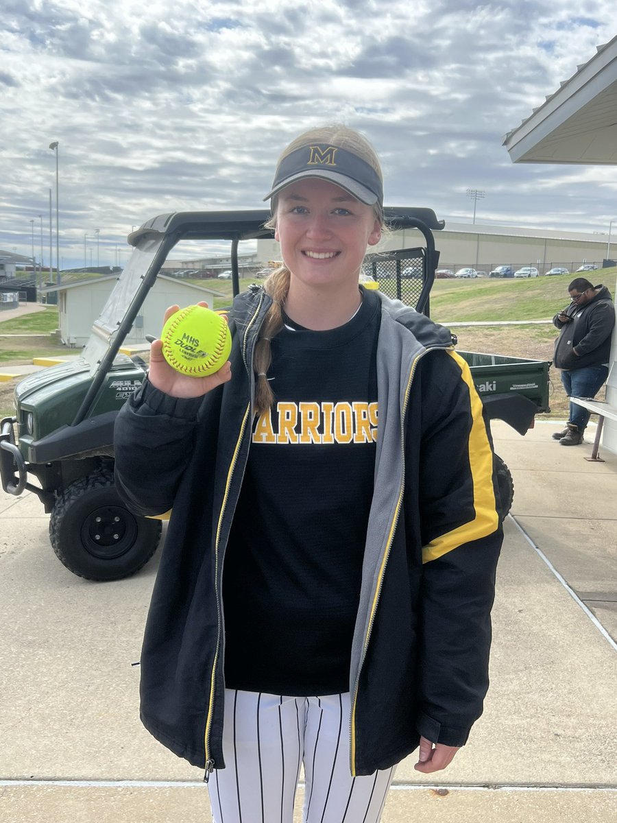 Another big hit by #8! Way to go, Natalie!