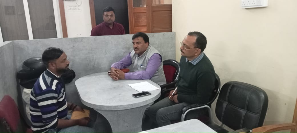 NULMVaranasi's tweet photo. दिनांक 29.02.2024 को दीनदयाल अन्त्योदय योजना राष्ट्रीय शहरी आजीविका मिशन के अंतर्गत शहर मिशन प्रबंधन इकाई, डूडा, वाराणसी में टास्क फोर्स कमेटी के द्वारा स्वरोजगार एवम समूह लिंकेज के लाभार्थियों का साक्षात्कार कराया गया।
#SelfemploymentProgramme
#DAYNULM
#CMMU_VARANASI https://t.co/CvLIxvOKrp