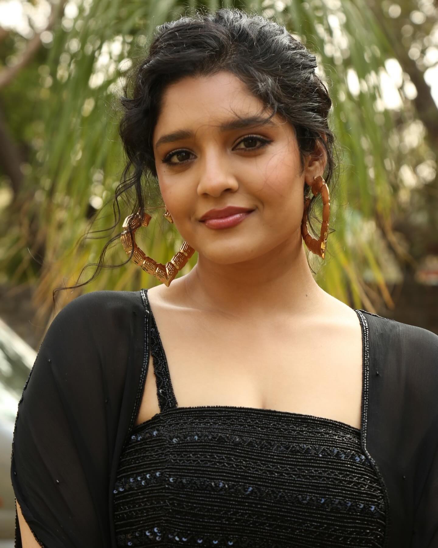 GHjSzN0asAA9ZnV?format=jpg&name=large