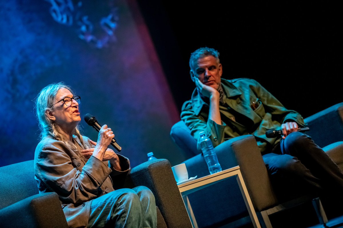 FIM_GDL's tweet photo. Estas son algunas postales que nos deja Patti Smith y Stephan Crasneancski de su inspiradora y reflexiva conversación “Correspondences” que nos permitió vivir un viaje sonoro único en #FIMGDL2024 🎶 https://t.co/wy6T9KZ37n