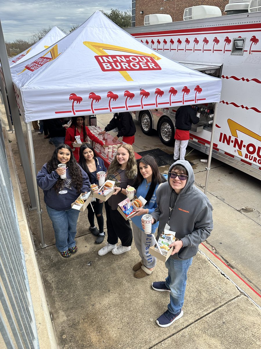 Elizabeth "Beth" Brown tweet media