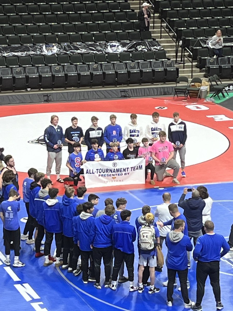 KM_Activities's tweet photo. Congratulations Luke Swanson and Dominic Mann on being named to the all tournament team!!
⁦@kometwrestling⁩ https://t.co/f6pOkdvzXf