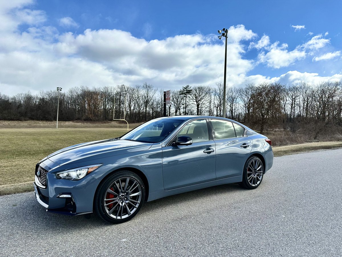 Pulsarnova_RBX's tweet image. Giving all my gratitudes to #DevEx as I upgrade my whip into this 400hp spaceship 🏎️💨 #ThanksDevEx