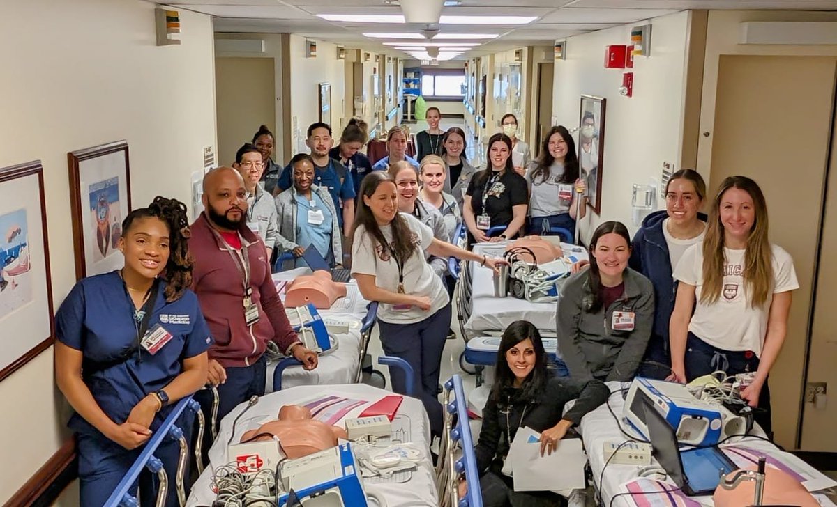 simulation_uc's tweet image. 8 dedicated teams + 5 hours = 300 staff across ~40 patient units  refreshed on their CPR skills today. Way to go CPR Blitz Crew 2024!!
Finishing off AHA Heart Month  @UChicagoMed and @ComerChildrens with CPR and Defibrillator rolling refreshers across all of UCMC. @pjani29