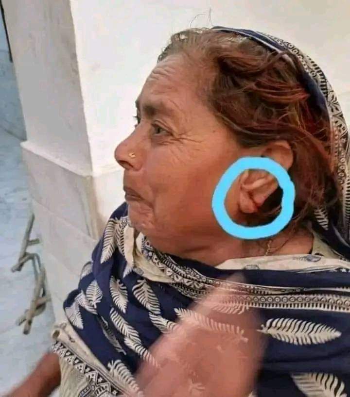 قلندر جي ميلي تي آيل ھن امڙ جي ڪن سان گڏ بي غيرت چور اسان جي محافظن جو نڪ به ڪٽي ويا