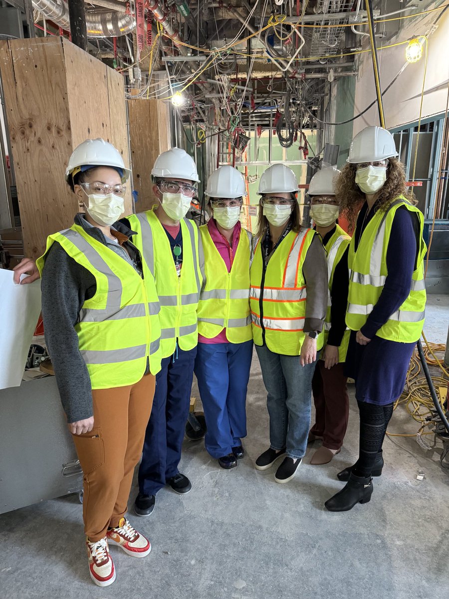 Exciting things are happening @StanfordChild! Had the opportunity to see the first of our new #NICU patient areas coming online in 2025!