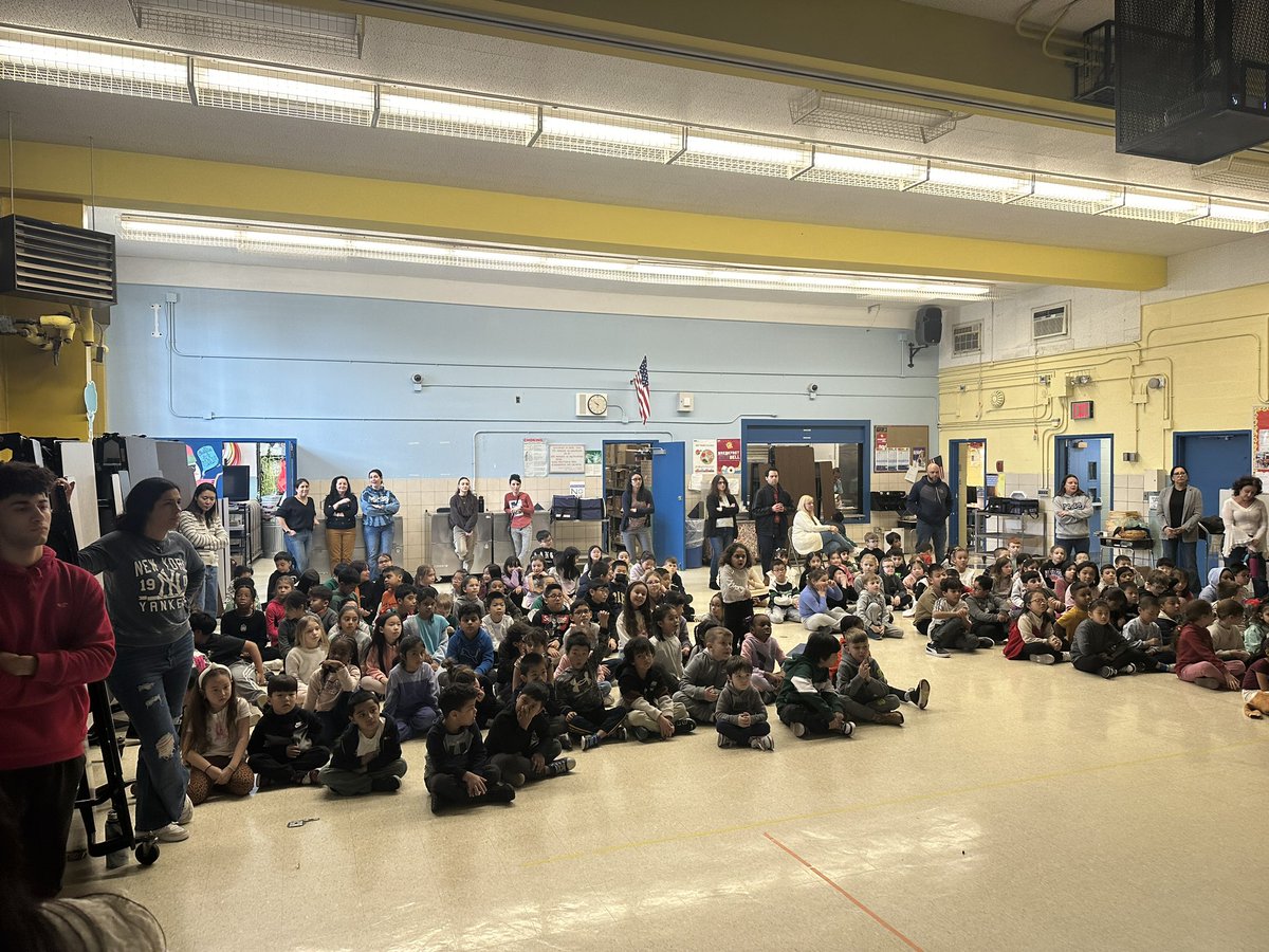 Our Black History Month Assembly was such a blast - Drumming, dancing, singing, art and a drop in by Deputy Superintendent Dr. Palton! Thank you for taking the time to speak to students and staff. <a href="/JasonCotto/">Dr. Jason Cotto</a> @D31DSPalton <a href="/DrMarionWilson/">Dr. Marion Wilson</a> <a href="/CChavezD31/">Christine Chavez</a> <a href="/CSD31SI/">CSD31StatenIsland</a>