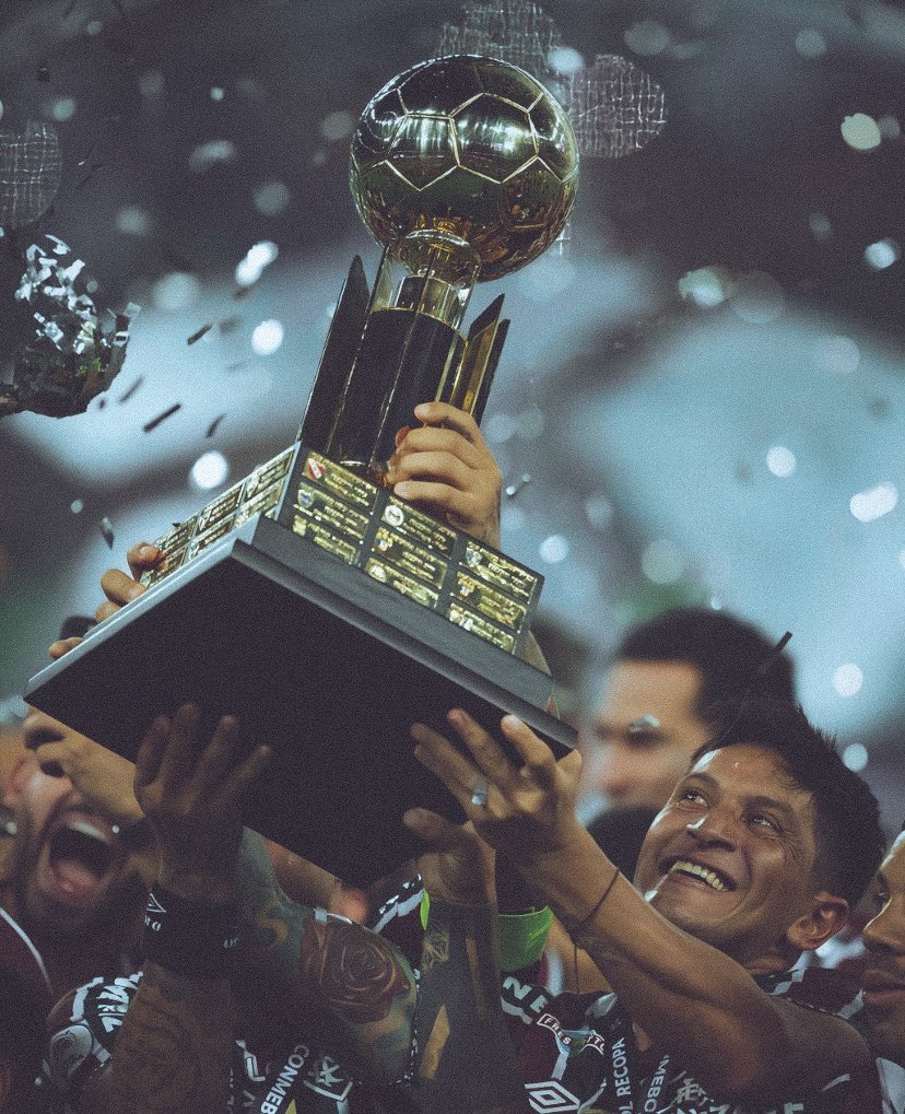 Noite de Copa tweet media