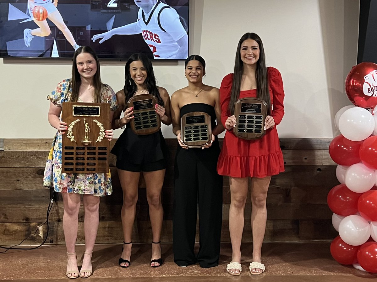 Truly enjoyed celebrating these kids tonight!! They were a blessing to coach and be with in the gym everyday! Congrats to the following young ladies!TEAM awards: MVP - Ashlynn Alexander Off. POY - Nyla Wold Def. POY- Sophia Garza Tiger Award - Emma Lawler ❤️❤️❤️