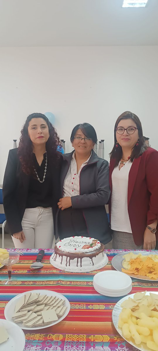 ¡NoticiasPsicología!
Expresamos nuestro agradecimiento a la Sra. Susana Crespo "Personal Administrativo" por su colaboración en nuestra facultad. Aunque nos entristece verla partir, estamos llenos de gratitud por sus  contribuciones y celebramos sus éxitos futuros.