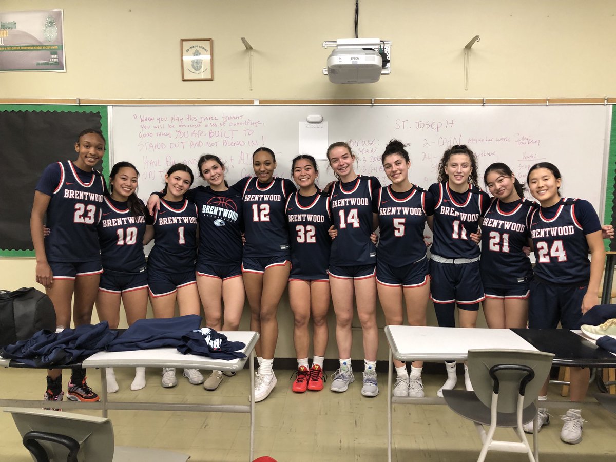 Brentwood with the 66-59 VICTORY over St. Joseph / Santa Maria in the CIF State playoffs. On to the Semifinals of CIF State. EXCELLENCE IN ACTION! ⁦<a href="/latsondheimer/">eric sondheimer</a>⁩