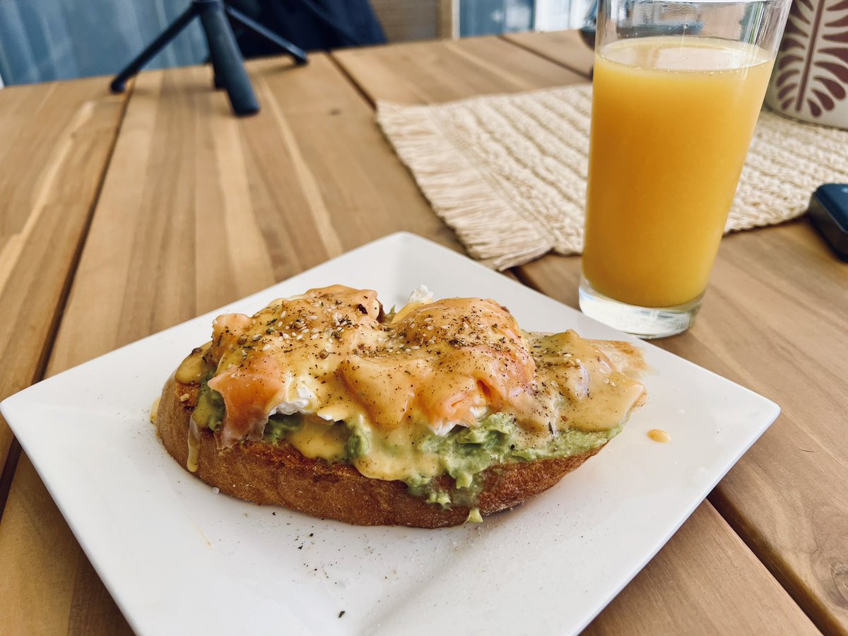 How was breakfast <a href="/splucy/">Splucy (Lucy Weaver)</a> ?
“You’ll make someone a good wife one day” … I’m not sure if I’m supposed to be insulted or not 😂  #LeapDay #breakfast #twitch