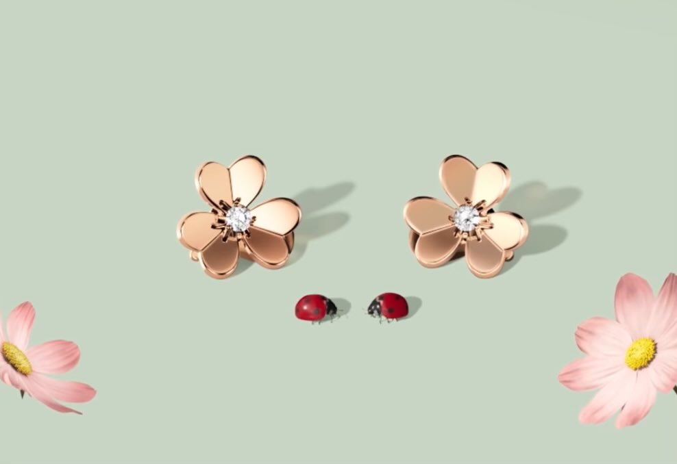 担当さんに促されるまま来店予約はしたものの、きっとピアスは買えないよなぁ...🥹
カーネリアン✖️ギヨシェのブレスレットは在庫確保しておいてもらえたけど、RGフリヴォルはそうはいかない？🥹まぁその方が有り難いんだけどね？資金ないからね💸

とりあえず色味確認だけでも☘️💗