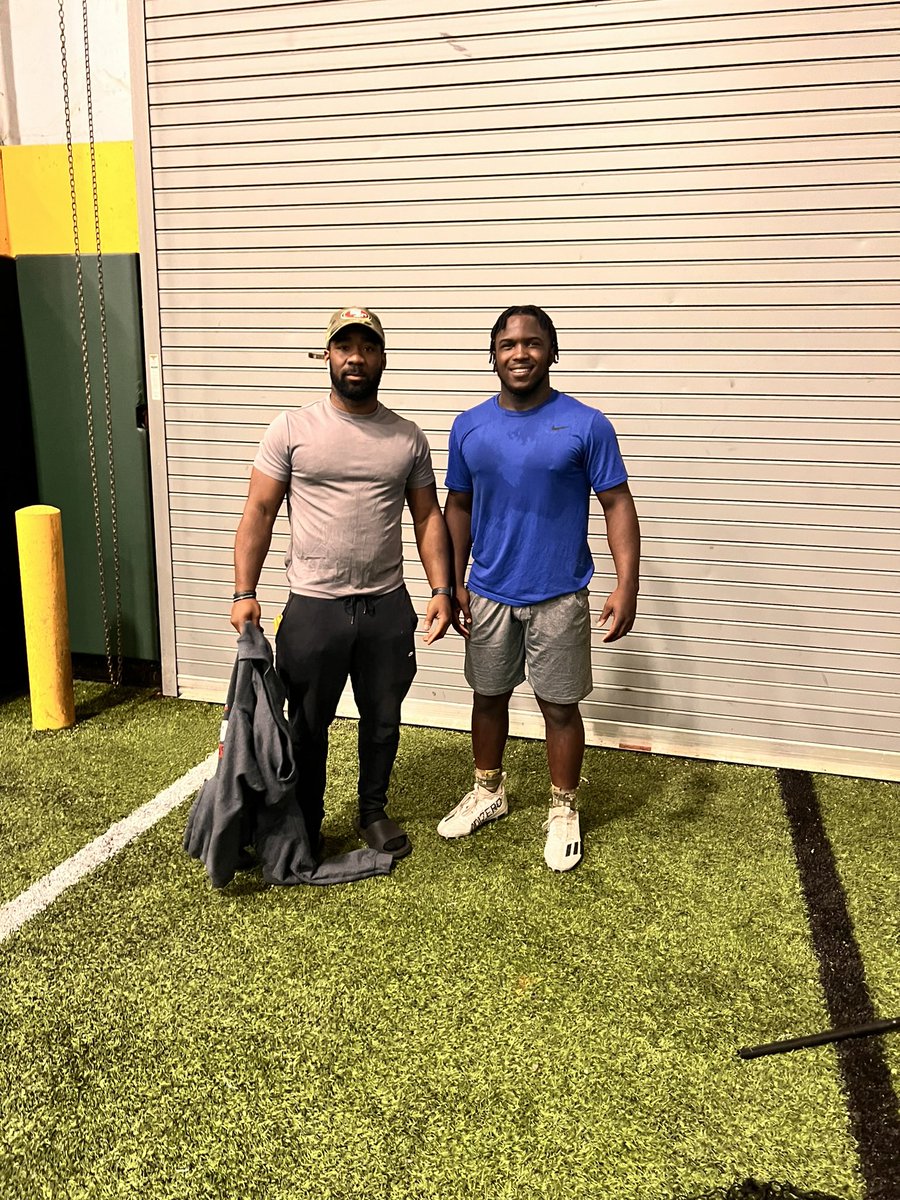 Nathaniel Thomas Jr (@nathanielt_jr) on Twitter photo That’s Work!!! All glory to God One day at a time!! RB/OLB/ATH
@PrpRedzoneAR <a href="/ArkansasGems/">Arkansas Hidden Gems</a> <a href="/JtheNupe/">J.Anderson</a> <a href="/ARPrepSports/">Arkansas Prep Sports</a> <a href="/ArRecruitingGuy/">Richard Davenport</a> <a href="/Chedda_Mac/">🀄️ Coach Mac</a> That’s Work!!! All glory to God One day at a time!! RB/OLB/ATH
@PrpRedzoneAR <a href="/ArkansasGems/">Arkansas Hidden Gems</a> <a href="/JtheNupe/">J.Anderson</a> <a href="/ARPrepSports/">Arkansas Prep Sports</a> <a href="/ArRecruitingGuy/">Richard Davenport</a> <a href="/Chedda_Mac/">🀄️ Coach Mac</a>