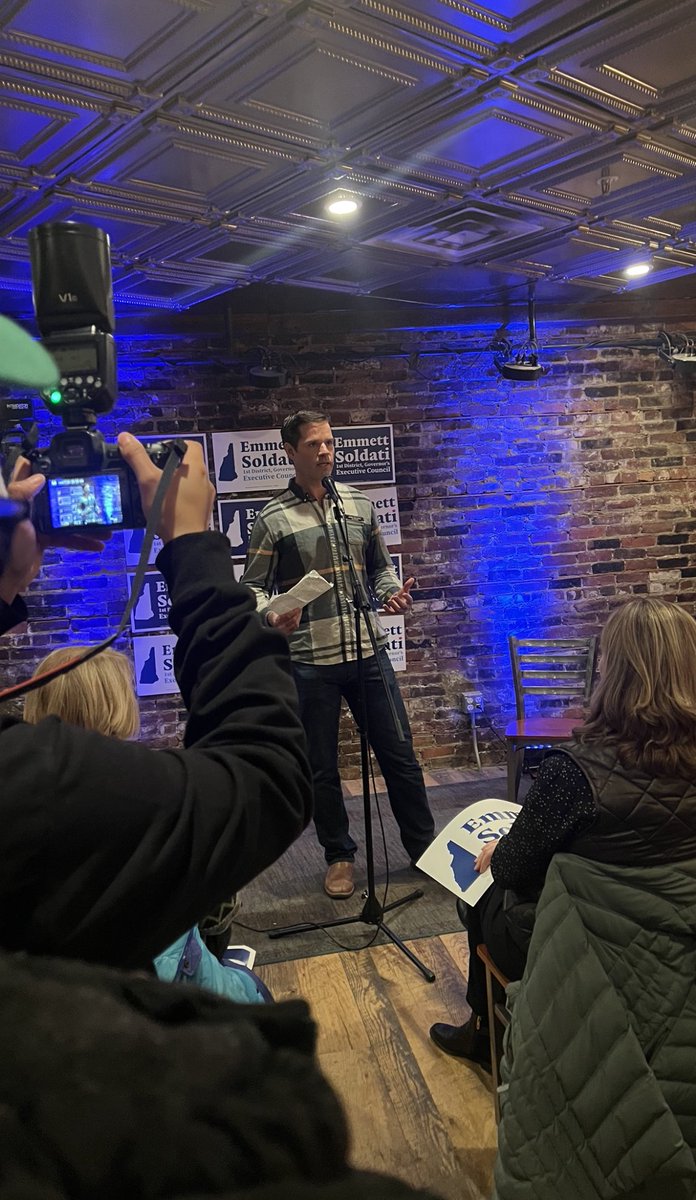 NHkaren's tweet photo. Grafton County was well-represented at #TeamSoldati launch 🚀 Rep @Jaredfornh spoke about how to make NH more welcoming for the young people we need to make our state prosper -> send diverse voices to Concord! Plus more housing &amp; fun 🤩🙌✨ #nhpolitics #execcouncil #ec1 https://t.co/E0NCQdbsoW