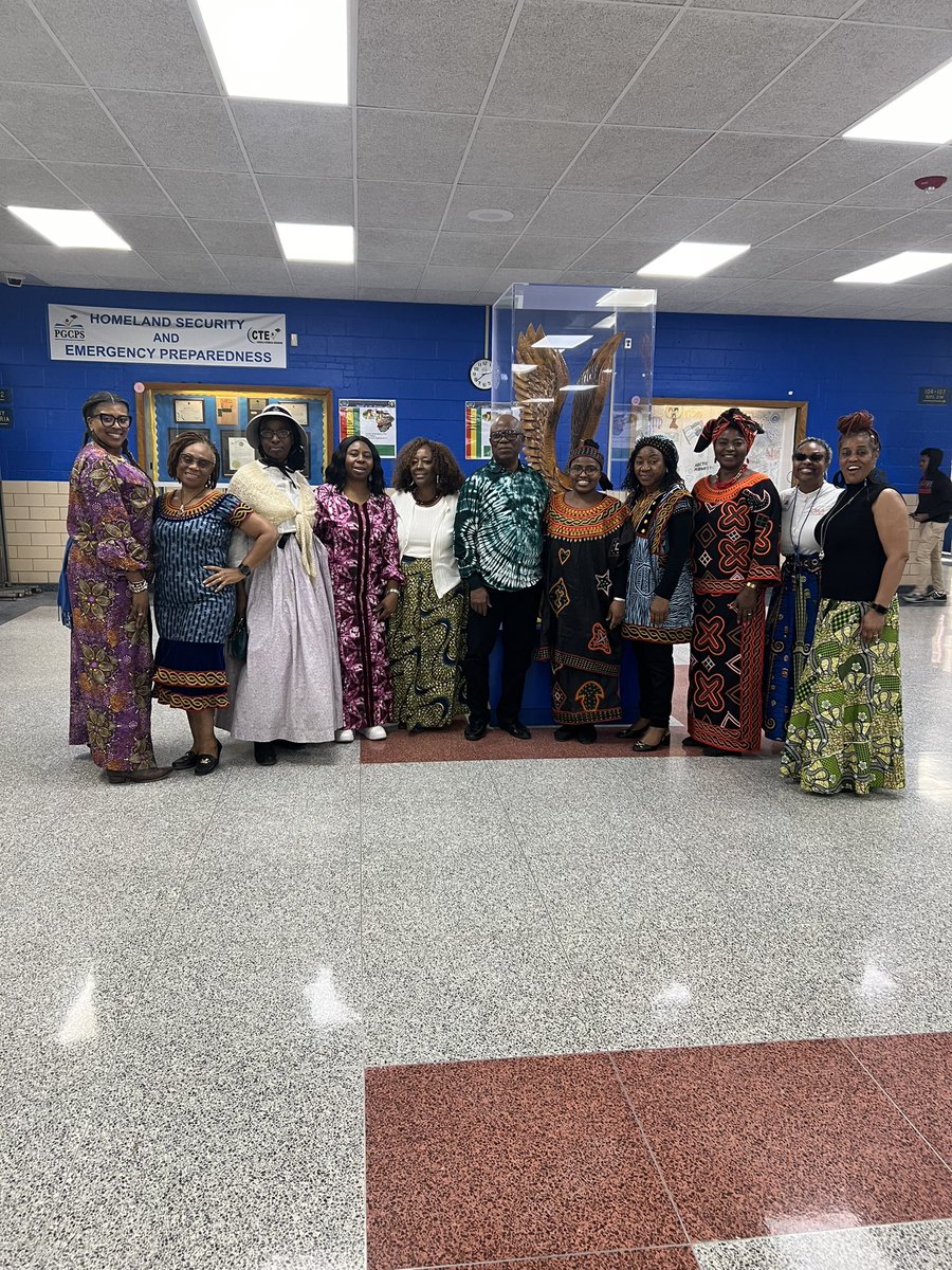 natika cromer tweet media