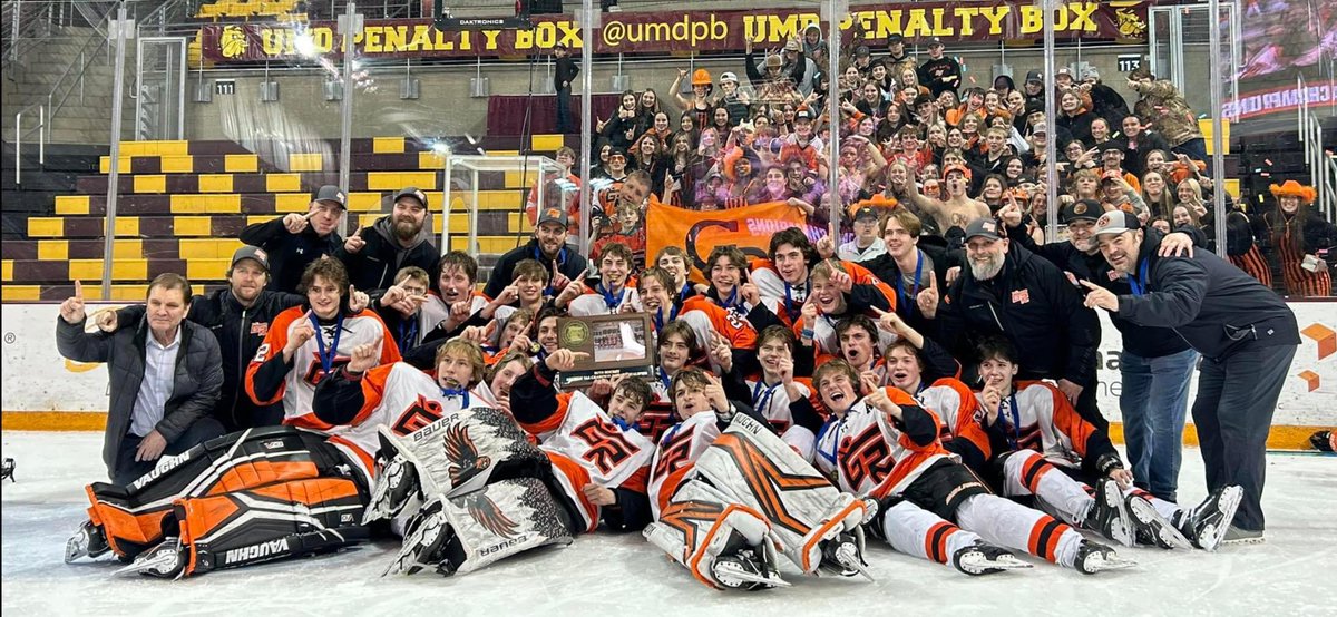 GRhockeyHS's tweet photo. STATE BOUND!!!
2nd OVERTIME WIN 3-2 over Andover!
🏒 Gus Drennan
🏒🏒 Seth Carlson x 2
🥅 Carter Casey

Congratulations boys! https://t.co/W0SoaibzBQ