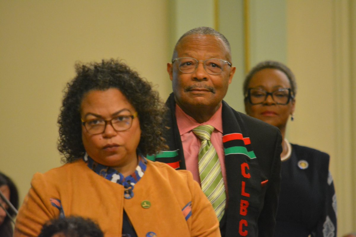 with 57 votes on the California Assembly floor. 2.26.2024 Asm. Members Mia Bonta (D-Alameda), Reggie Jones-Sawyer (D-LosAngeles), and Tina McKinnor (D-Inglewood). ⚖️🏛⚖️ CBM photo by Antonio Ray Harvey 📸 @TonyRayHarvey