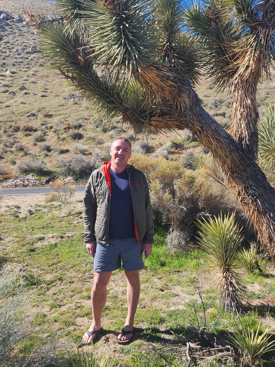 Joshua tree posing with <a href="/yanivbrandvain/">yaniv brandvain</a> and Dave Moeller.