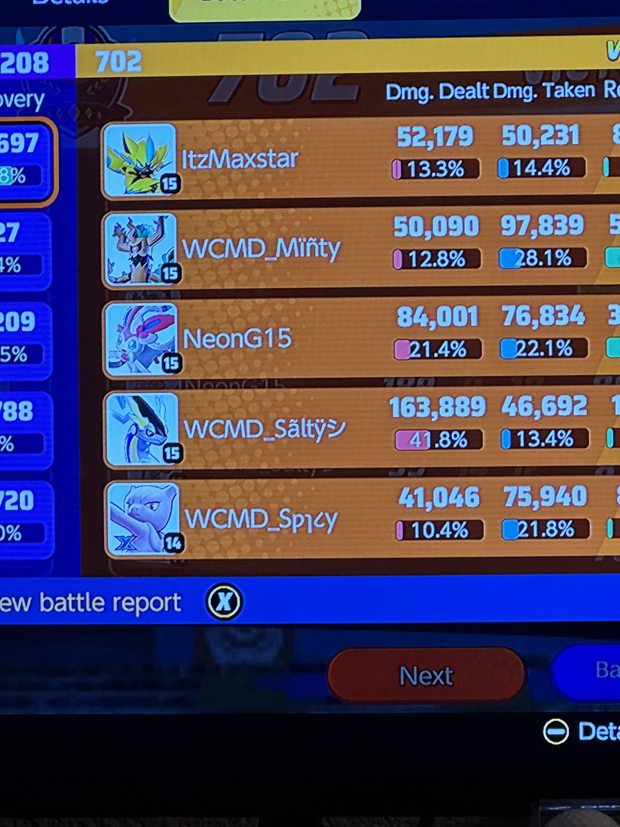 Evilplantboy's tweet photo. If anyone seriously thinks that this legendary belongs in Unite, you are smoking something crazy, Unite please enough is enough with these stupid broken ass legendaries, slowly making the game more and more unplayable.
#PokemonUNITE https://t.co/Hz16cstAwT