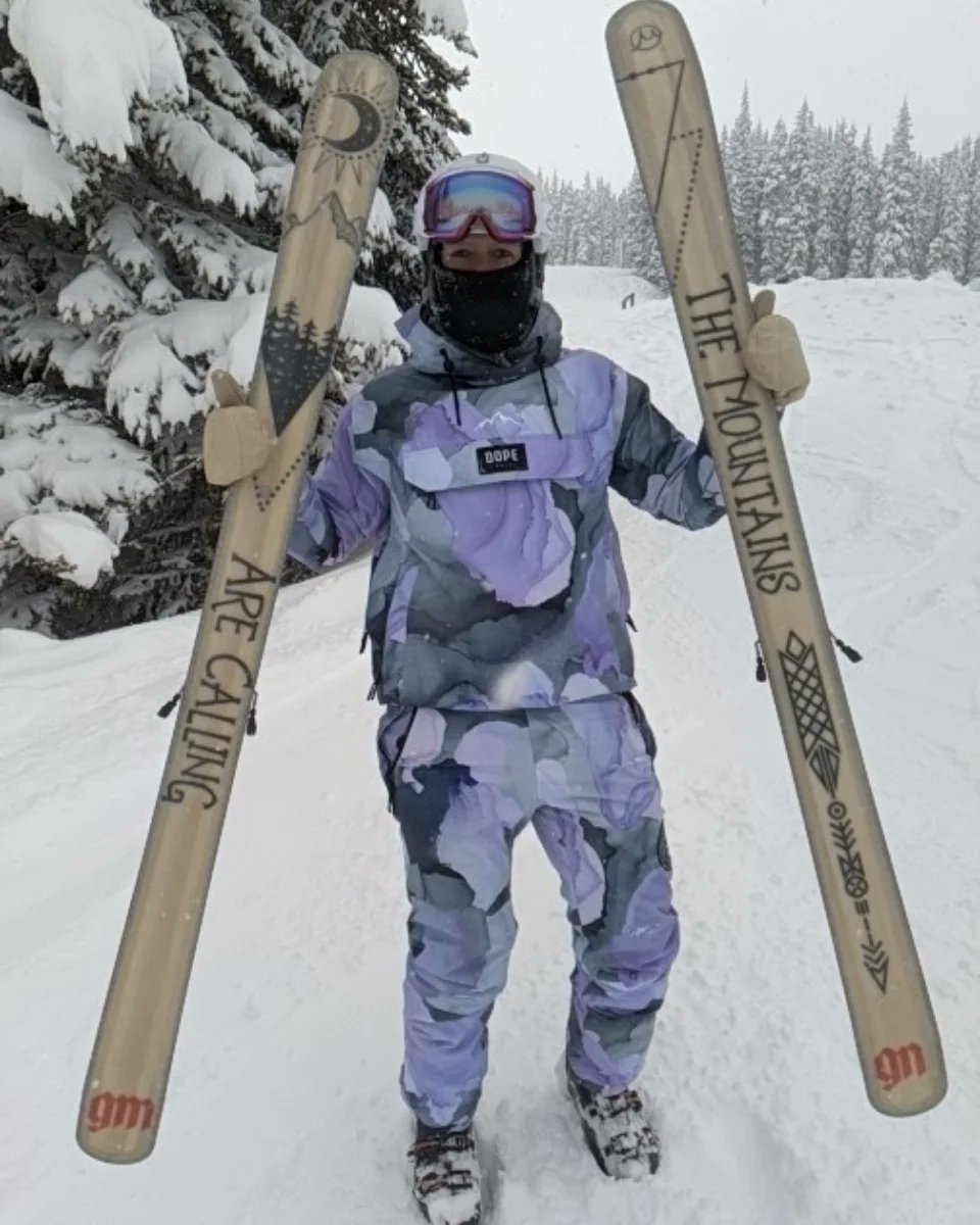 Where my @DegenToonz at ?! GM ⚡ GN on the skis. Forever and always ❤️ 📍Marmot Basin, Jasper, AB.