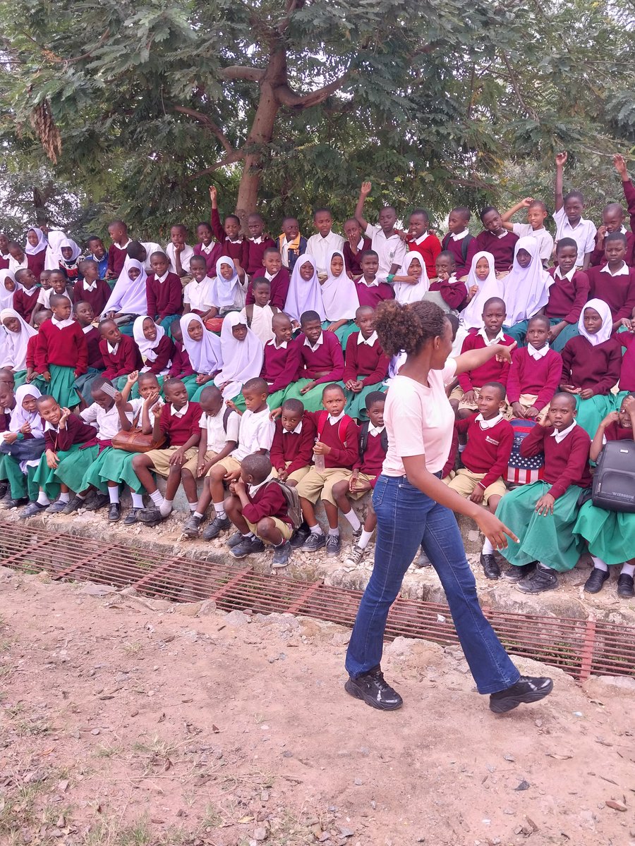Catherine (@catherinemutta) on Twitter photo I had time to share my knowledge on Climate change and waste management   with 3 primary schools , but also plant  200 trees and provided Dustbins 
#VolunteerWork #Climateaction
<a href="/Greenpeaceafric/">Greenpeace Africa</a> <a href="/SustainableAFR_/">Sustainable Africa</a> <a href="/GreenSamia_23/">Green Samia</a> <a href="/RiseupFoun32733/">Rise up Foundation</a> <a href="/OfficialETE/">ETE</a> I had time to share my knowledge on Climate change and waste management   with 3 primary schools , but also plant  200 trees and provided Dustbins 
#VolunteerWork #Climateaction
<a href="/Greenpeaceafric/">Greenpeace Africa</a> <a href="/SustainableAFR_/">Sustainable Africa</a> <a href="/GreenSamia_23/">Green Samia</a> <a href="/RiseupFoun32733/">Rise up Foundation</a> <a href="/OfficialETE/">ETE</a>