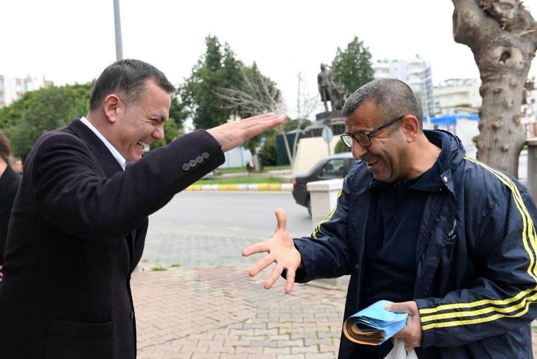 MSolunoglu's tweet photo. GÜNAYDIN #YENİŞEHİR 
#Samimiyet var yüzü gülen halkının #Esnafının içinde Bir #orduyla değil Tek Başına #gezen Yenişehirin #MİMARI.
Abdullah Özyiğit. https://t.co/xGnn39P020
