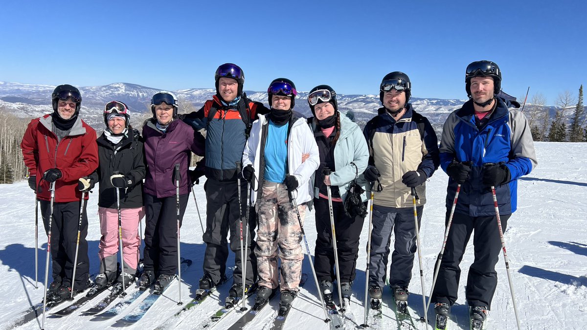 Great morning of skiing with the past and present OU crew at WTA2024. Love the continued tradition #fellowshipOfTheSnow #ou_surgery