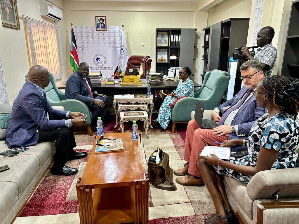 Hon. Gatwech Kulang (@chairrrc_kulang) on Twitter photo This morning, I hosted <a href="/Kikigbeho/">Kiki Gbeho</a> Resident Coordinator and Humanitarian Coordinator (DSRSG/RC/HC) & Mr. Joseph Ingangi, head of <a href="/OCHASouthSudan/">OCHA South Sudan</a>.
Fruitful discussions to help the needy people, especially the returnees took center stage.
🙏 For coming This morning, I hosted <a href="/Kikigbeho/">Kiki Gbeho</a> Resident Coordinator and Humanitarian Coordinator (DSRSG/RC/HC) & Mr. Joseph Ingangi, head of <a href="/OCHASouthSudan/">OCHA South Sudan</a>.
Fruitful discussions to help the needy people, especially the returnees took center stage.
🙏 For coming