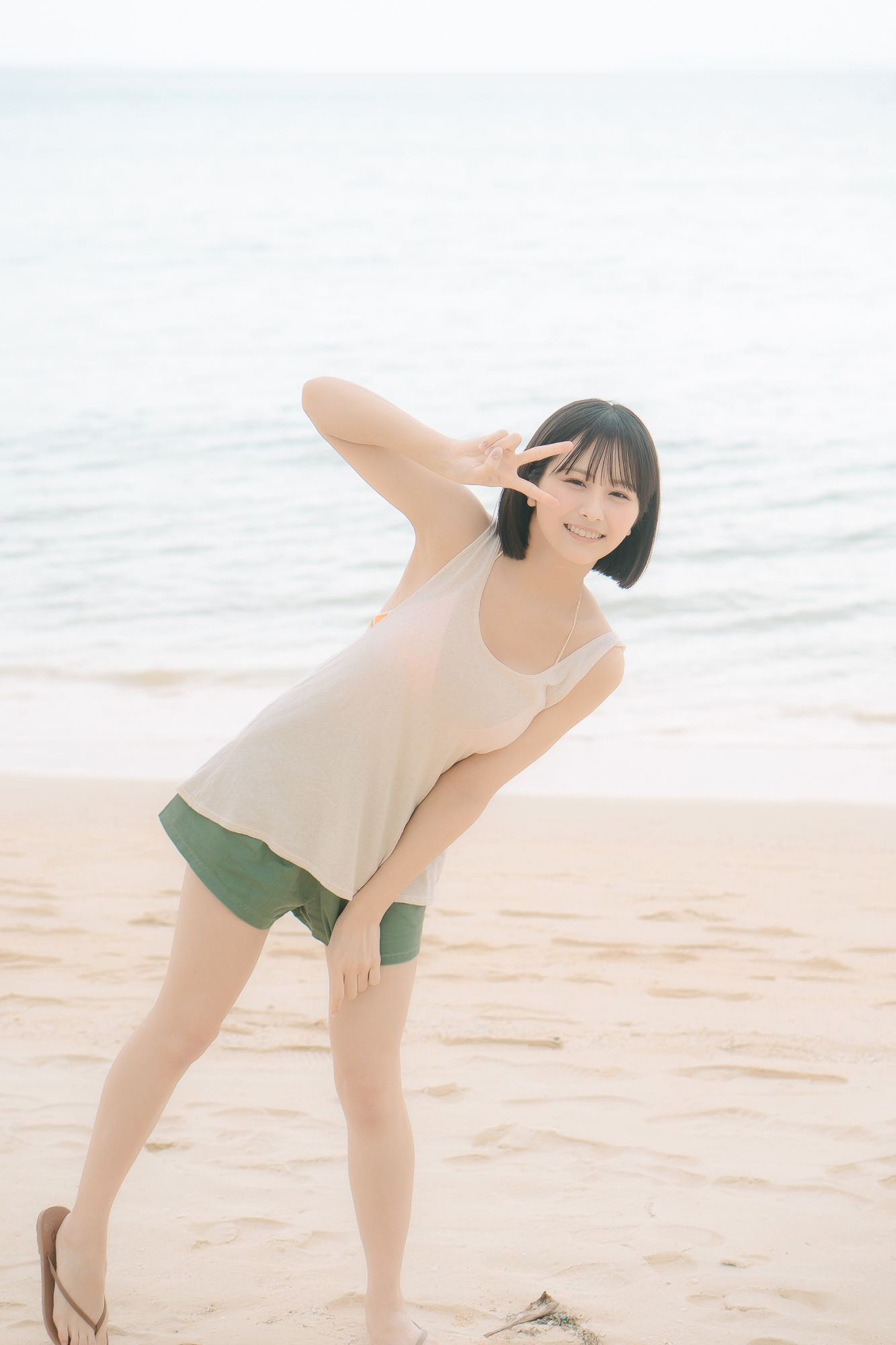 尾木波菜1st写真集『おぎはな』【公式】 on X: 