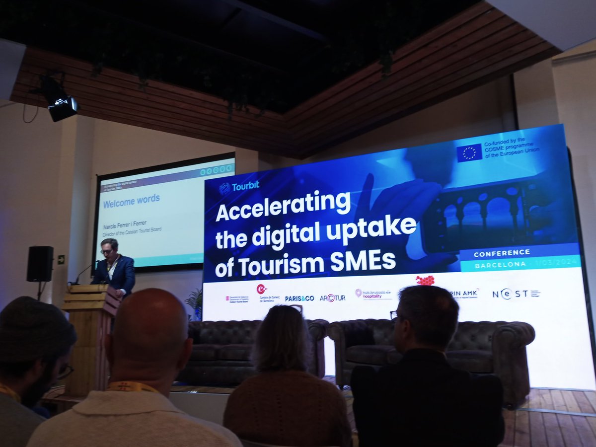 CostaBcnMaresme's tweet image. Avui som presents a l&apos;acte de cloenda del Tourbit on han participen empreses turístiques per millorar la seva digitalització 

#tourbitfinalconference #digitaluptake @turismecat