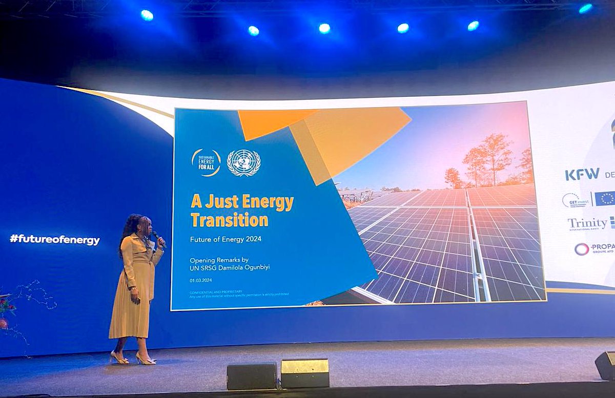 I am at the #FutureofEnergy2024 organized by @FMO_development where I provided the opening remarks on the second day of this important gathering that aims to tackle the strategic challenges associated with accelerating a clean #energytransition in emerging markets.   (1/4)