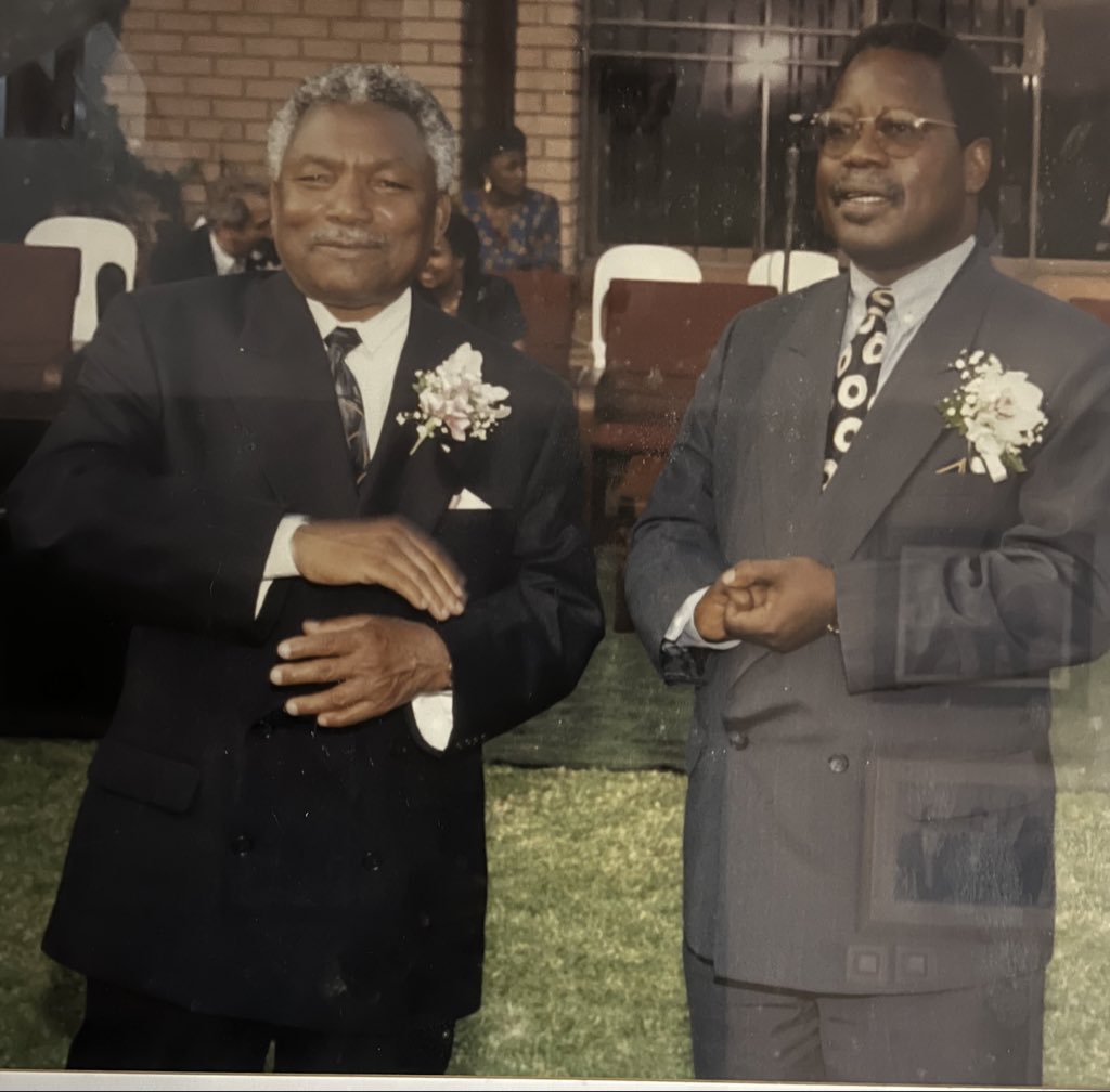 Great loss @AHMwinyi fundamentally liberalised TZ’s Econ/Pol. spaces; picked me as his Pers. Ass. in Oct. 1985; Amb. & Director of Africa & ME in Jan. 1992; Pers. Representative & Mediator to Rwandese Peace Talks 1992/93; 1st Amb. to SA in 1994 & endorsed my retirement! RIP Mzee