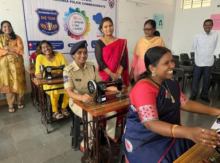 #IWD2024 Day1 *AAKRUTHI THE FLAGSHIP PROGRAM by @RKSC_Rachakonda - GHATKESAR TSWR Degree College Ibrahimpatnam SHEera initiatives, Aakruthi ( Tailoring Training Course), the 3rd batch was inaugurated by SHE Teams DCP Ms Usha Vishwanath. A batch of 25 students will get trained.