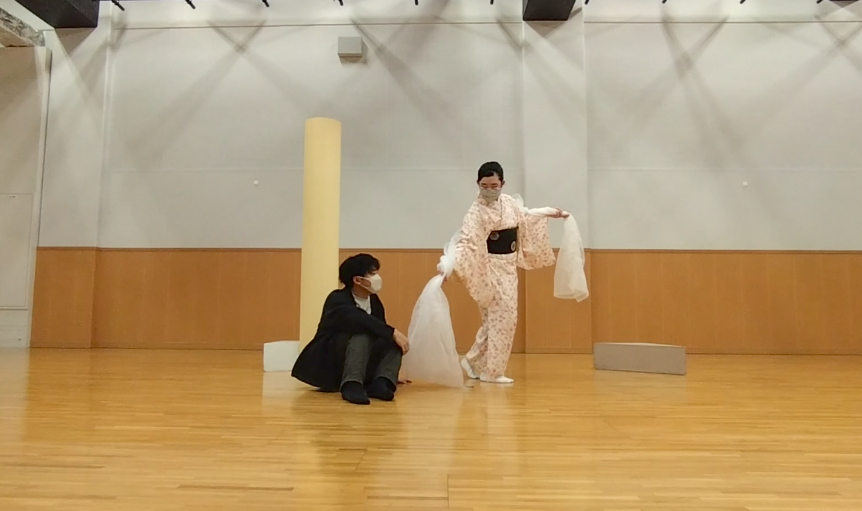 ＼来週いよいよ上演🎉／

#BUEN（<a href="/groupbuen/">BUEN</a>）
「舞。FINAL」💃🪭

日程：
3/9(土)13:30/17:00
3/10(日) 13:30/17:00

会場：上野小劇場

学生チケット👩‍🏫：2400円（当日＋500円）

日本舞踊・洋舞・お芝居が融合した新しい3作を上演🌸

様々なジャンルの視点から、是非劇場でご覧ください👀✨