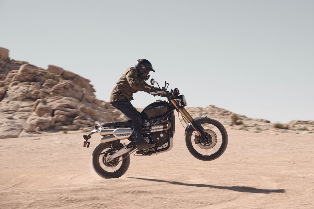 UKTriumph's tweet photo. Give your adventure a modern classic twist with the Scrambler 1200 XE β³
#OfficialTriumph #TriumphMotorcycles #Scrambler1200 #modernclassic #classicmotorcycle #classicmotorbike #Fullthrottle #bikelife #bikelifestyle #instamoto #2wheellife #motorcycles https://t.co/MybZcGy6pZ
