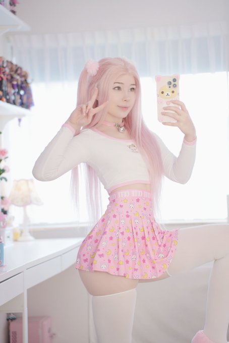 Since a lot of people wanted to see me without a lot of makeup more ^^ ? https://t.co/gufZzXkT5Z