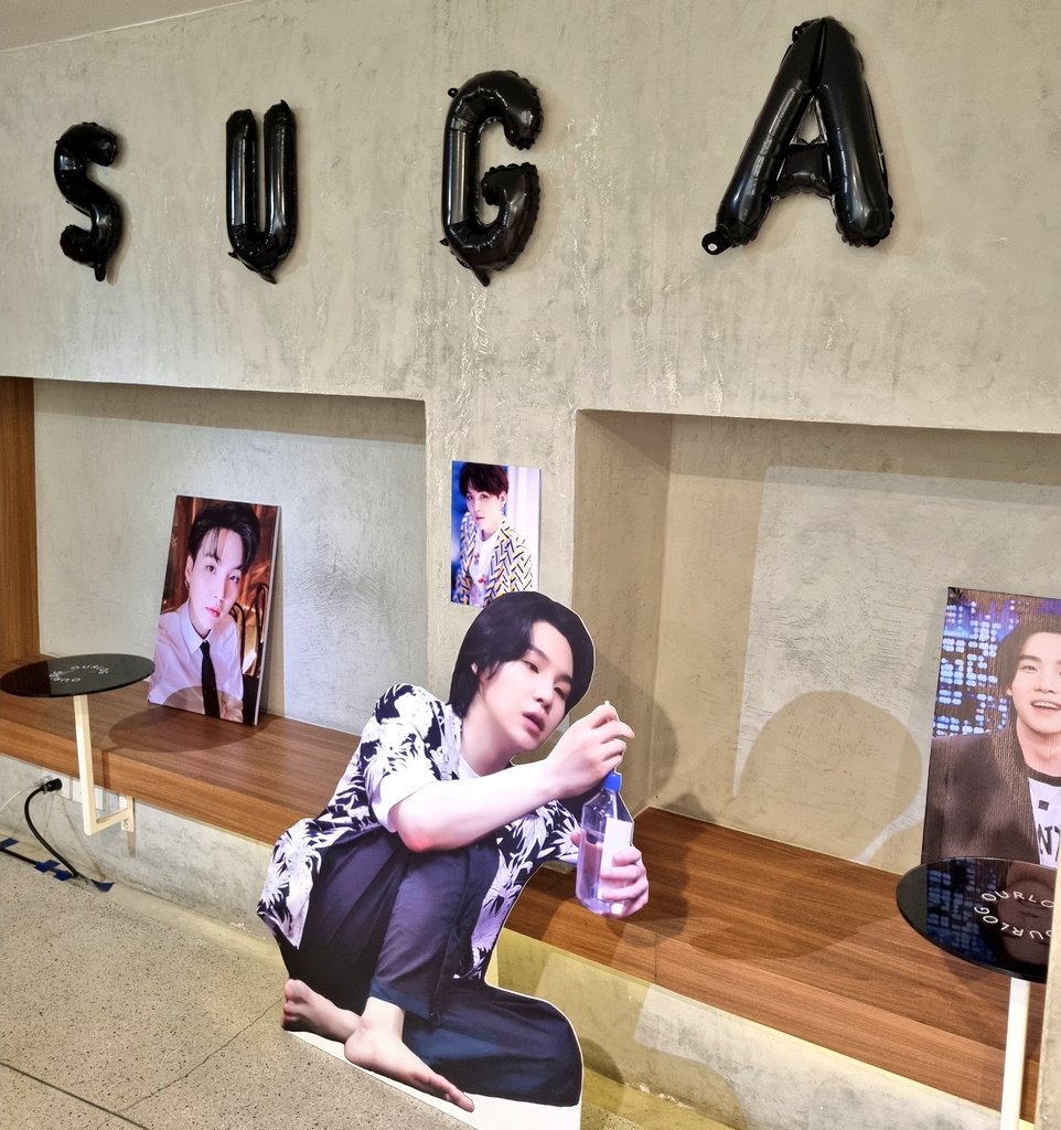 เจอกันพรุ่งนี้ค่าทุกคน 😊
📌งานจัดที่ชั้นล่างนะคะเดินลงมาลงทะเบียนด้านล่างได้เลยค่า💜

#SoProudOfSuga 
#HappyYoongiDay #HappySugaDay 
#SUGA #YOONGI 
#HappyBirthdaySUGA 
#ตลาดนัดบังทัน #ตลาดนัดbts #ตลาดนัดอาร์มี่ 
#AgustD #BTS #슈가