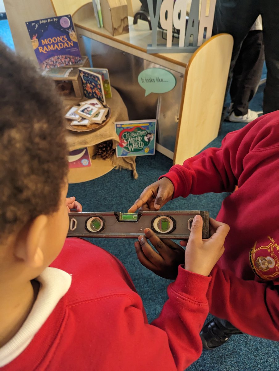 StJosephsCatho7's tweet photo. Thank you so much to plumber Anthony from @wrsowden all reception loved exploring tools and materials that he uses in his job! @bcw_cat #EYFS #wrsowden #aspirationweek https://t.co/MS6GJXdmr0
