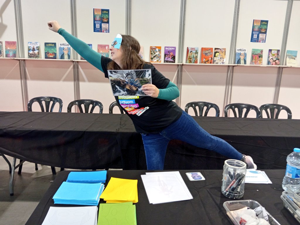 ¡Ya estamos en los talleres de <a href="/SalonComicVlc/">Salón del Cómic y del Manga de Valencia</a>!

🥸 ¿Quién hay detrás de la máscara?
✂️🦸‍♀️🦸 taller de superhéroes y superheroínas
📆 viernes 1, sábado 2 y domingo 3
🕚 de 11:00 a 14:00
📍en Fira València, stand de Diputació (junto a la zona Cosplay)