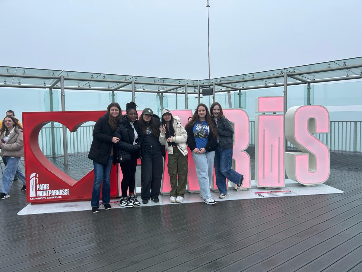StIvoAcademy's tweet photo. Day 1 in Paris for our Year 10s - Tour Montparnasse, the Louvre, Champs Elysees, Sacre Coeur and Montmartre 🇫🇷 https://t.co/XAaVe3FLk1