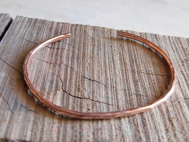 a.co/d/gcyuOwF

#Copper #footAnkle #bracelet #boho #copperanklet #bohoanklet #simpleanklet #shinyanklet #copperjewelry #beachanklet #hammeredcopper #jewelry #FreeShipping